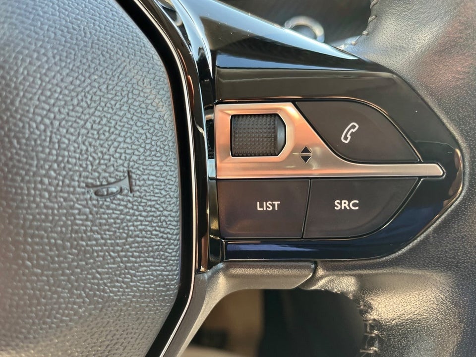 Peugeot 2008 1,2 PureTech 130 Edition:210+ 5d