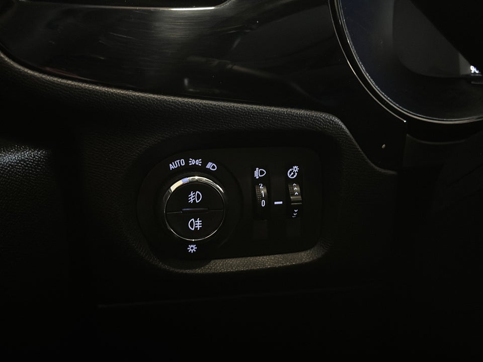 Opel Corsa 1,2 Sport 5d