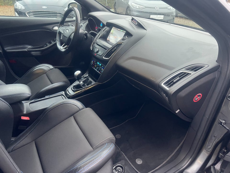 Ford Focus 2,3 SCTi 350 RS Van 5d