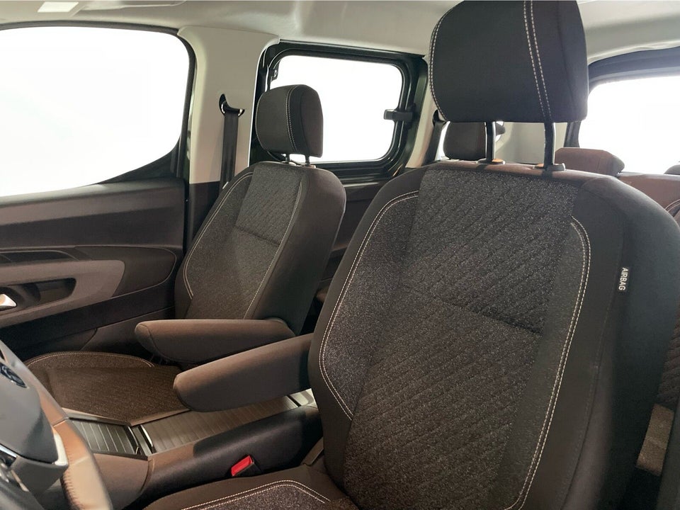 Peugeot e-Rifter 54 Allure 5d