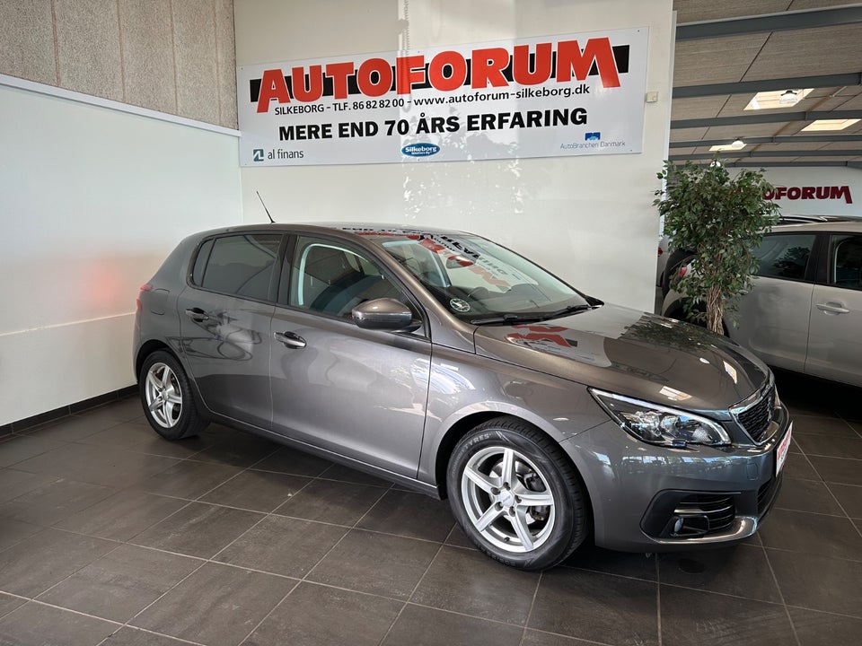 Peugeot 308 1,5 BlueHDi 130 Style 5d