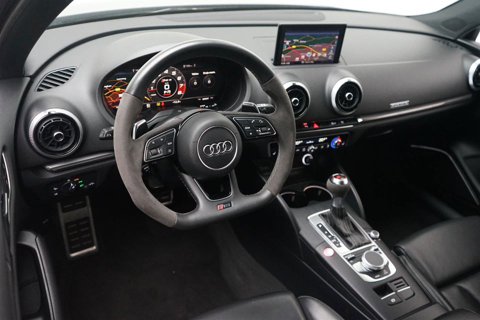 Audi RS3 2,5 TFSi Sportback quattro S-tr. 5d