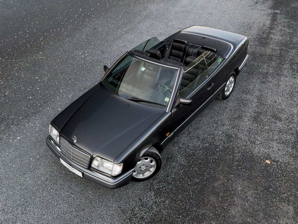 Mercedes E220 2,2 Cabriolet 2d