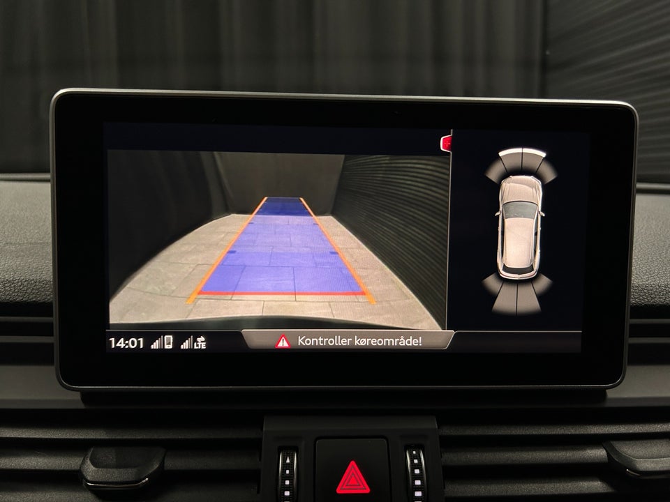 Audi Q5 40 TDi S-line quattro S-tr. 5d