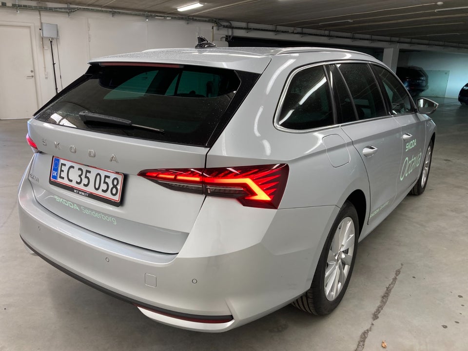 Skoda Octavia 1,5 eTSi 150 Selection Combi DSG 5d