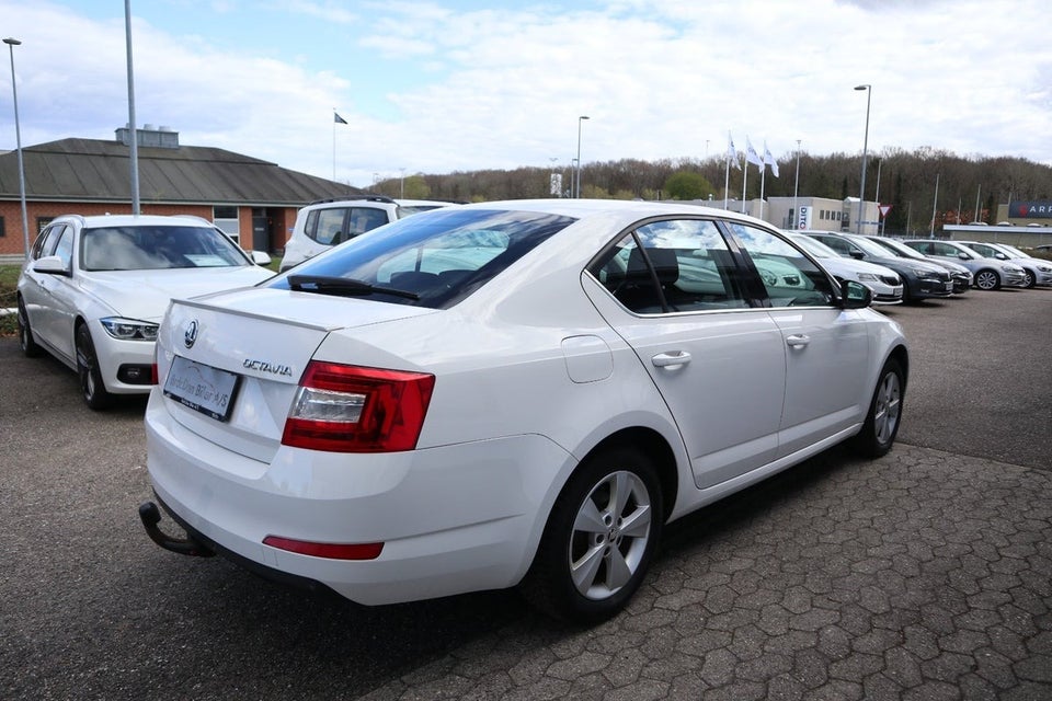 Skoda Octavia 1,8 TSi 180 Elegance 5d