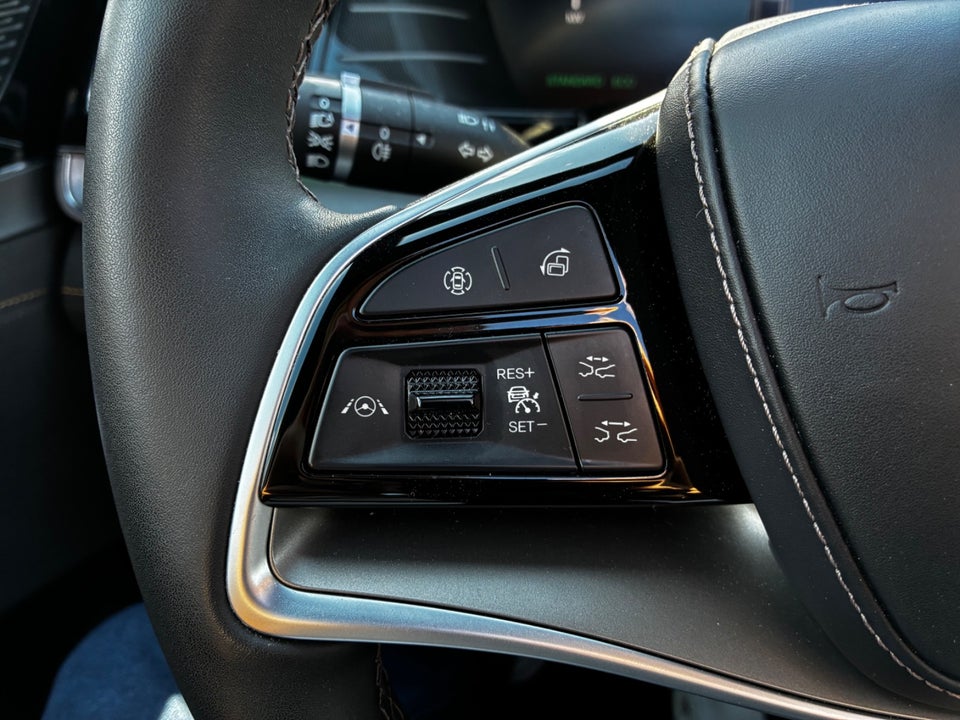 BYD Tang 109 Flagship AWD 7prs 5d