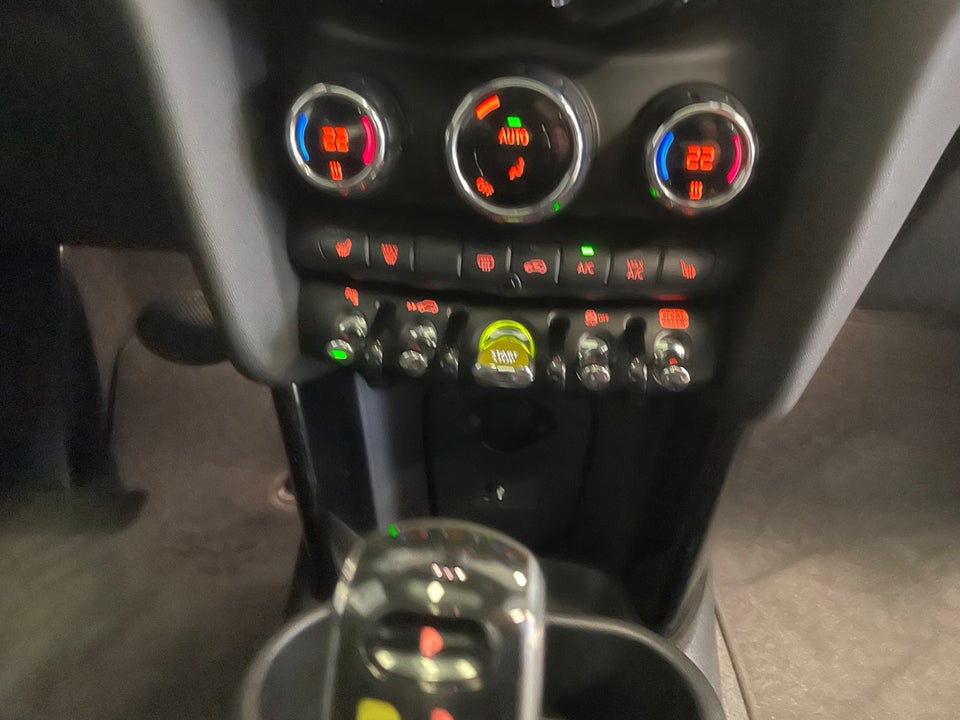 MINI Cooper SE Classic Trim 3d