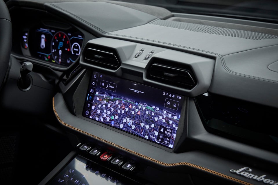 Lamborghini Urus 4,0 SE 5d