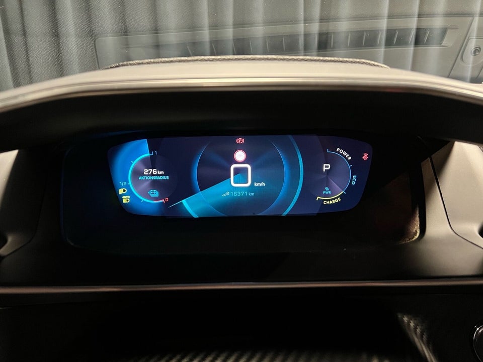 Peugeot e-2008 50 GT 5d