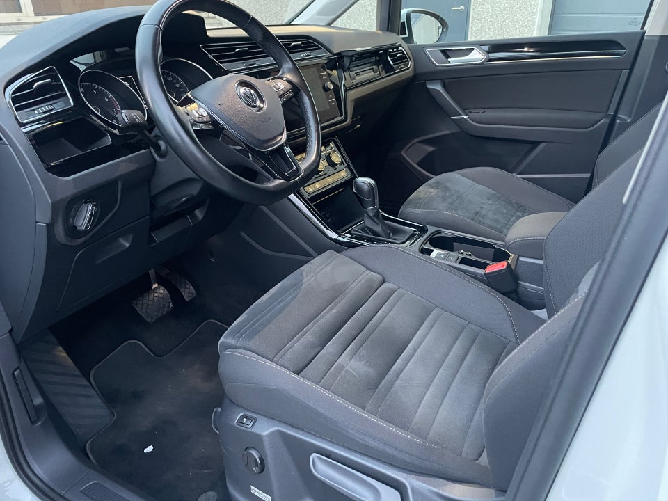 VW Touran 1,5 TSi 150 Highline DSG 7prs 5d