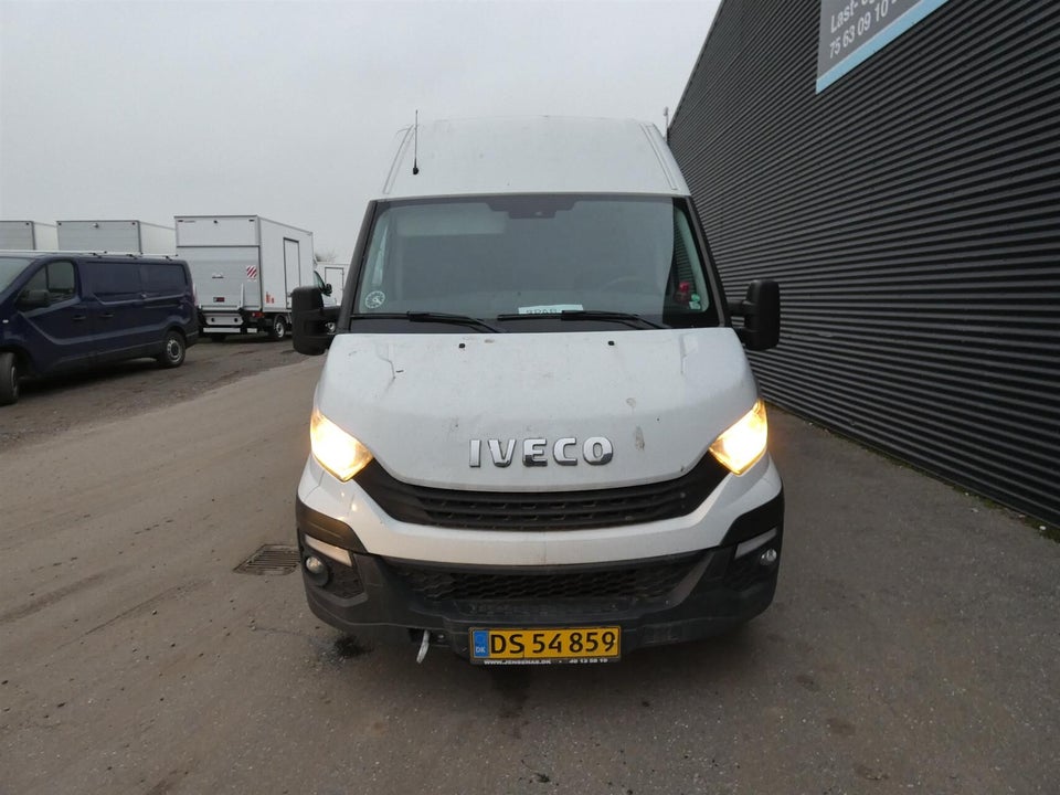 Iveco Daily 3,0 35C18 12m³ Van