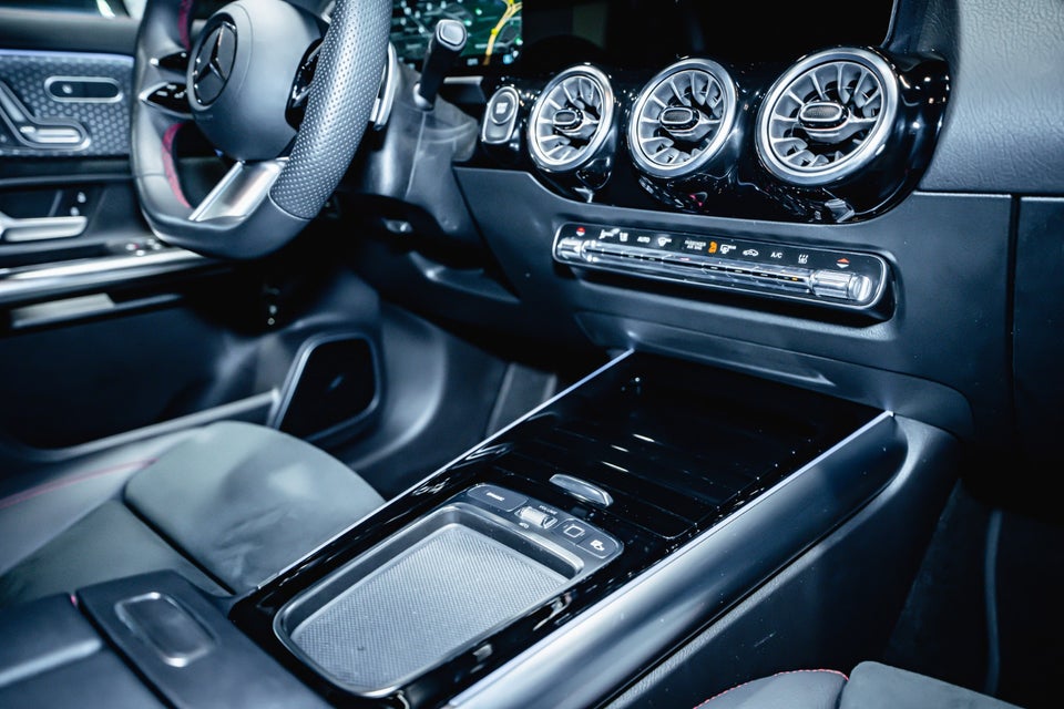 Mercedes EQA250+ AMG Premium 5d