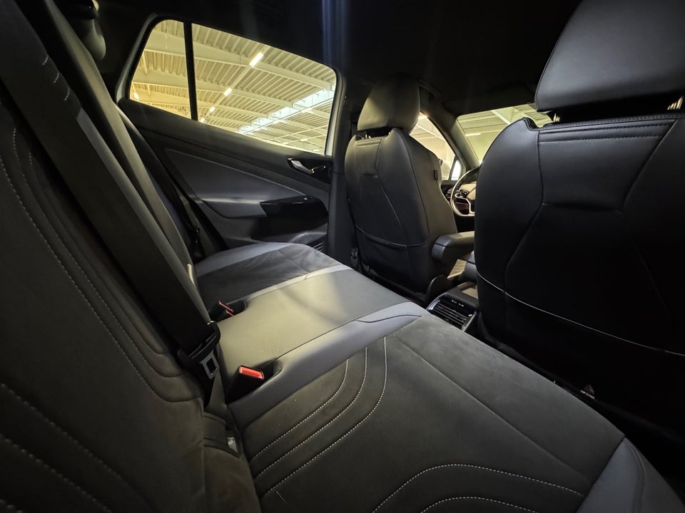 VW ID.4 77 1ST Pro Performance 5d