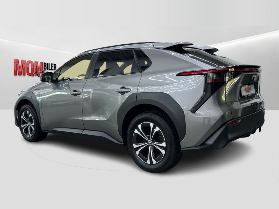 Toyota bZ4X Active 5d