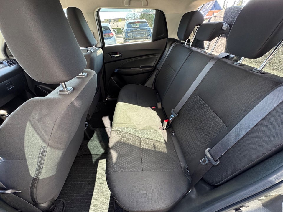 Suzuki Swift 1,2 mHybrid Exclusive CVT 5d