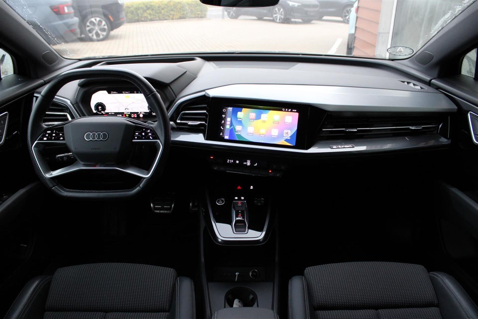 Audi Q4 e-tron 40 S-line 5d