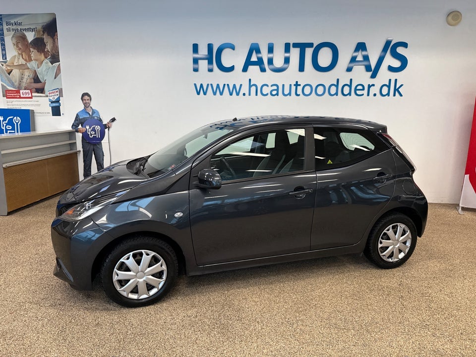 Toyota Aygo 1,0 VVT-i x-play x-shift 5d