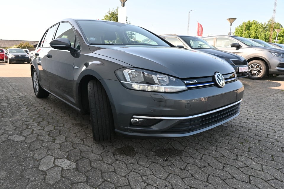 VW Golf VII 1,5 TSi 130 Comfortline Connect DSG 5d