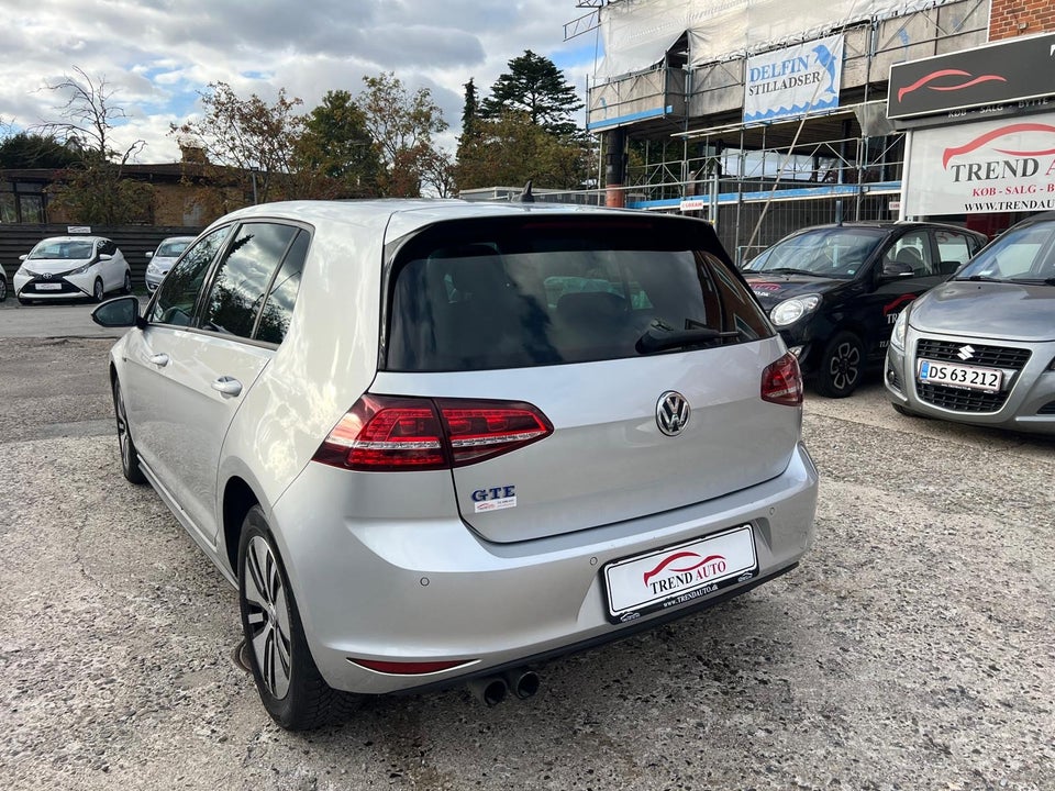 VW Golf VII 1,4 GTE DSG 5d