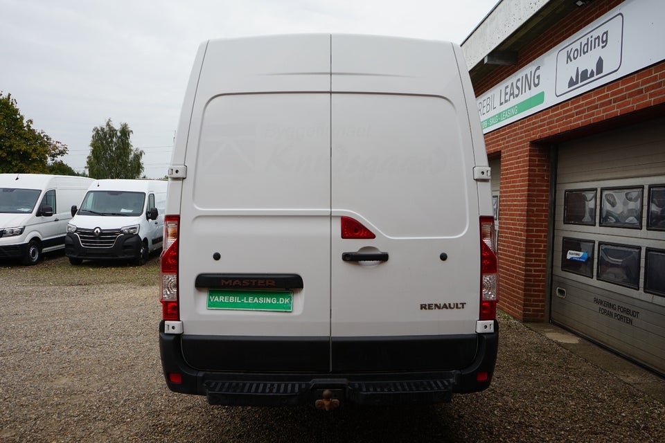 Renault Master IV T35 2,3 dCi 165 L3H2 Kassevogn RWD