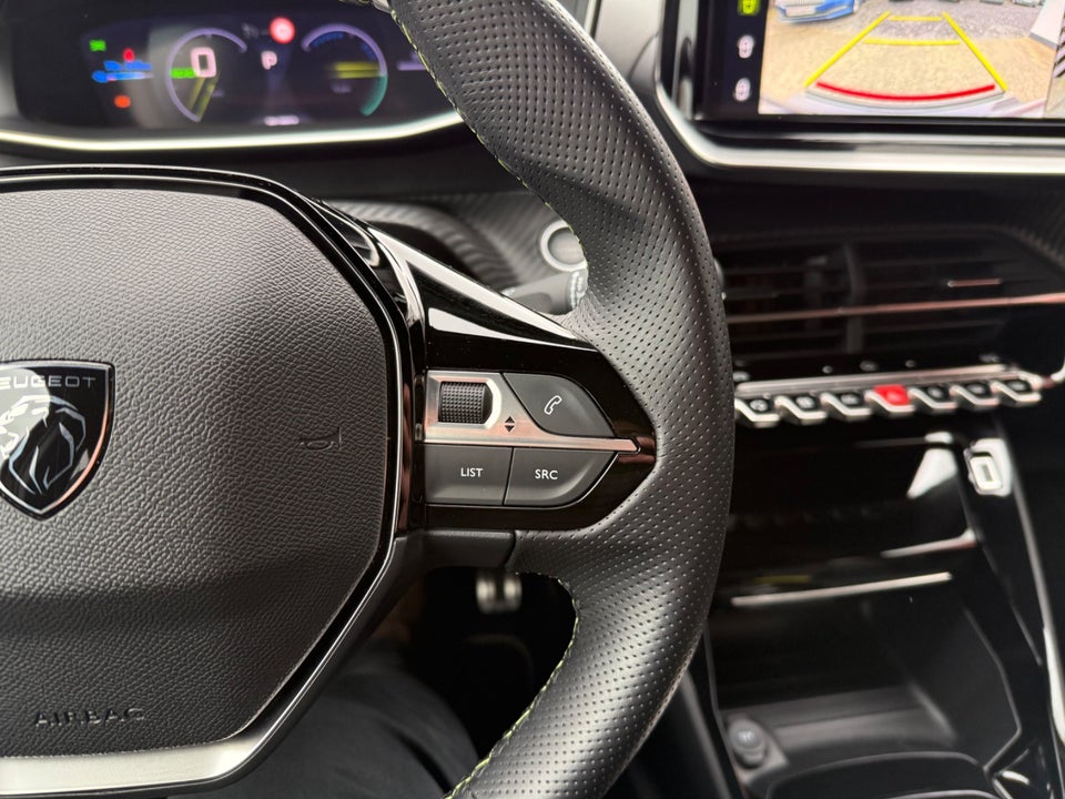 Peugeot e-2008 54 GT 5d