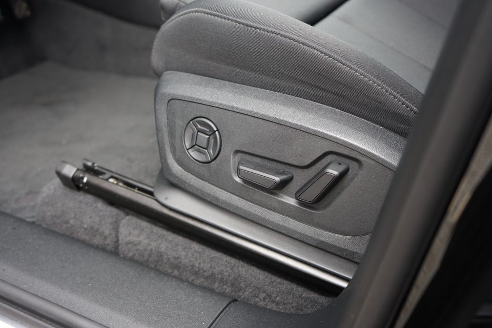Audi Q6 e-tron S-line performance 5d