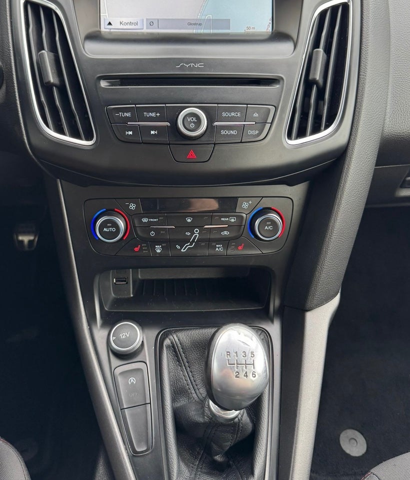 Ford Focus 1,5 EcoBlue ST-Line stc. 5d