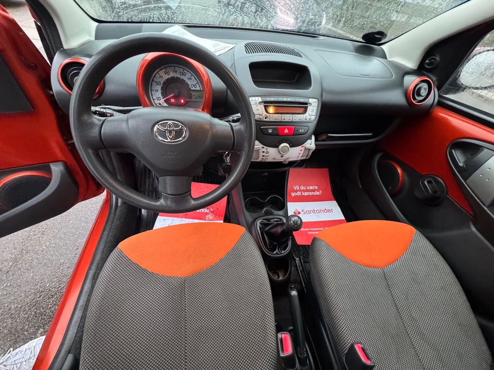 Toyota Aygo 1,0 VVT-i T1 5d