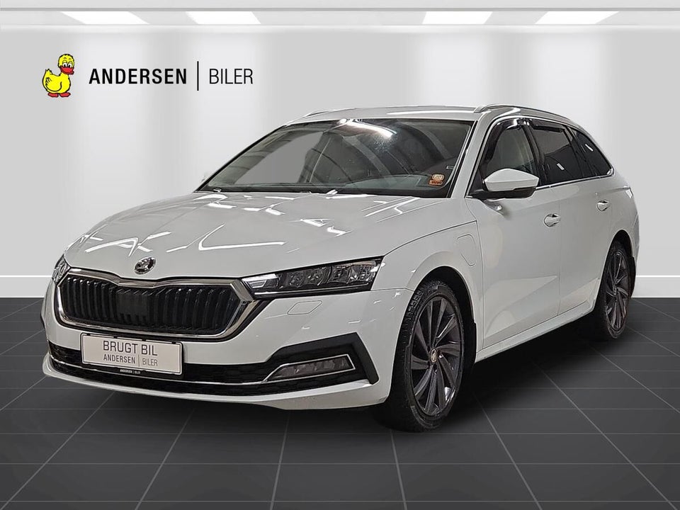 Skoda Octavia 1,4 TSi iV Plus Combi DSG 5d