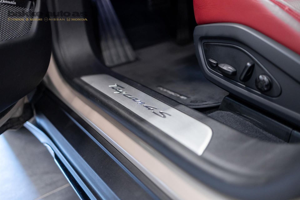 Porsche Taycan 4S Performance+ Cross Turismo 5d
