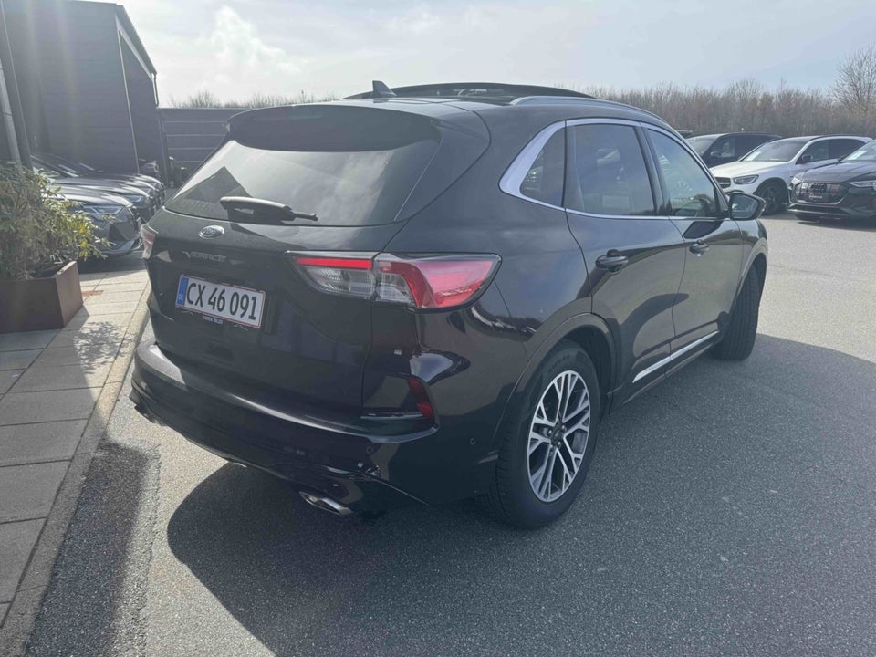 Ford Kuga 2,5 PHEV Vignale CVT 5d