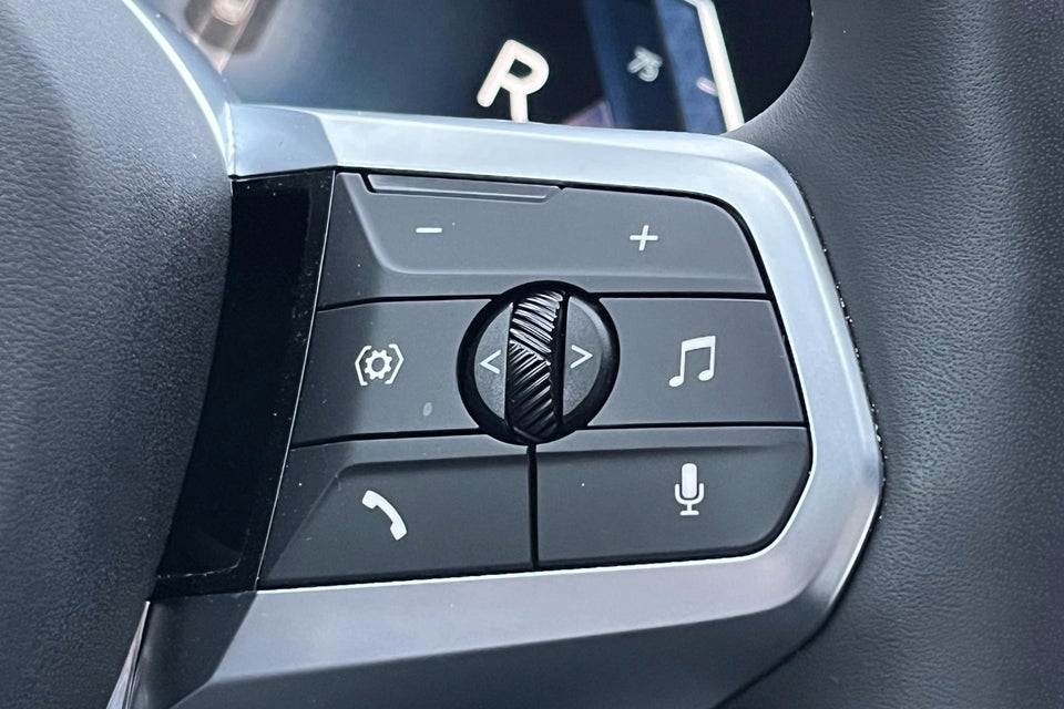 BMW iX1 eDrive20 Fully Charged M-Sport 5d