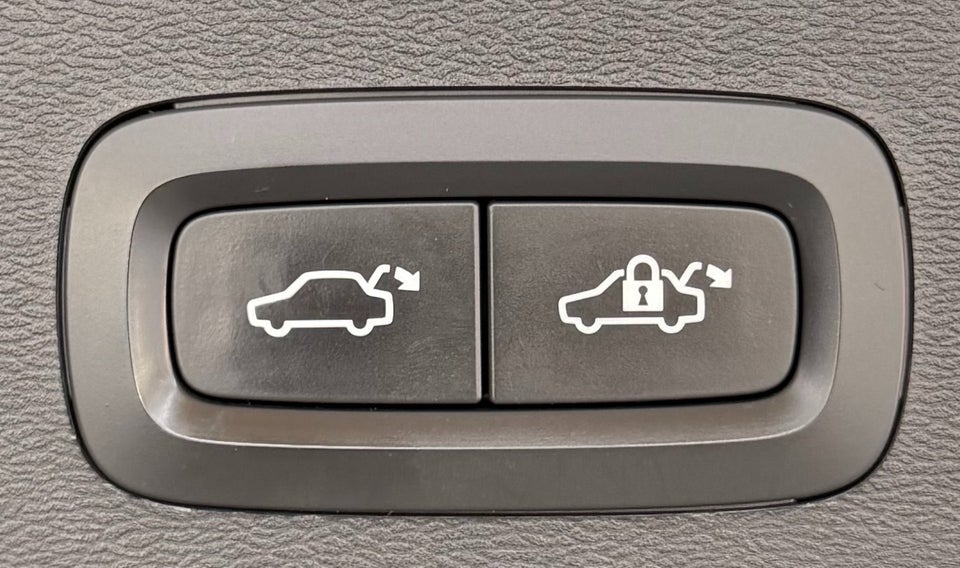 Volvo XC40 2,0 D4 190 Inscription aut. AWD Van 5d