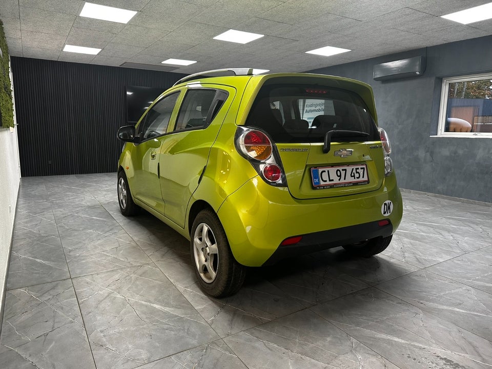 Chevrolet Spark 1,0 LS 5d