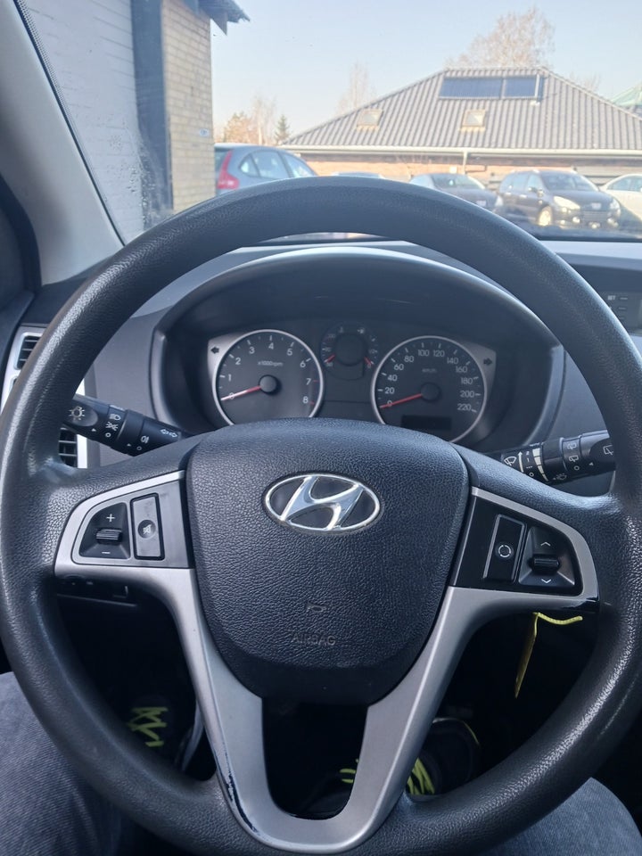 Hyundai i20 1,25 Comfort 5d