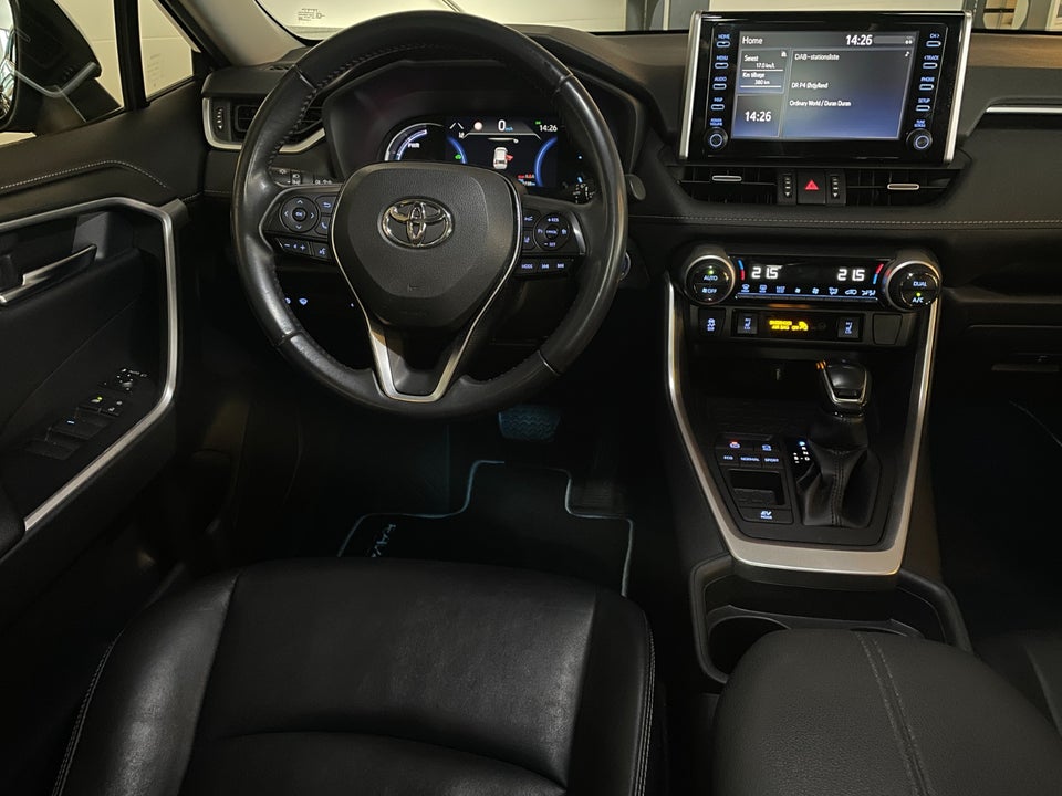 Toyota RAV4 2,5 Hybrid H3 Style MDS 5d