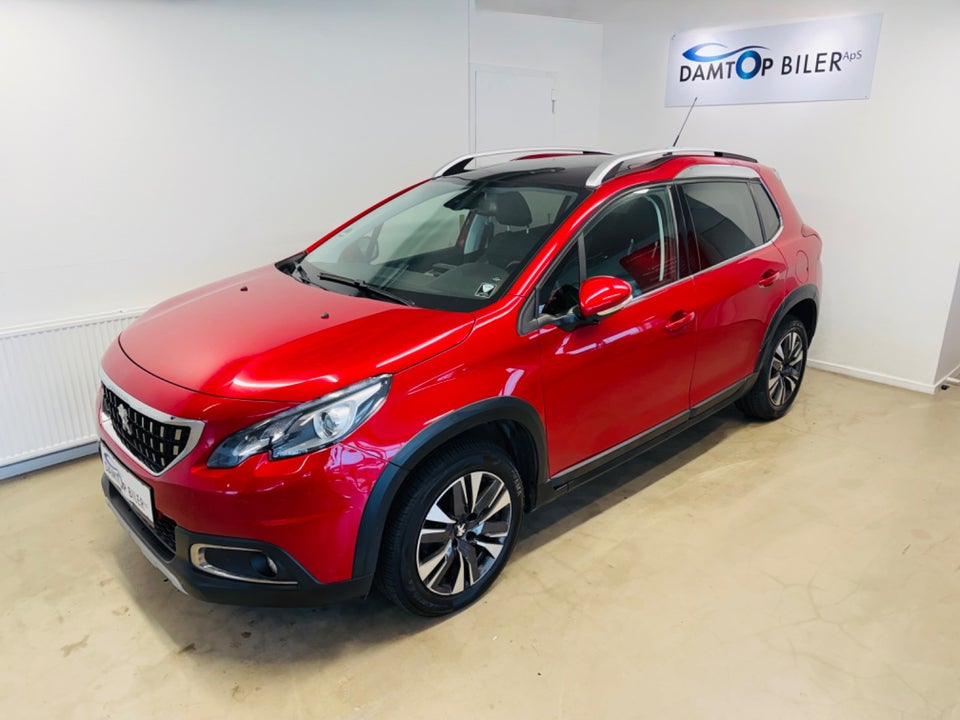 Peugeot 2008 1,2 e-THP 110 Selection Sky 5d