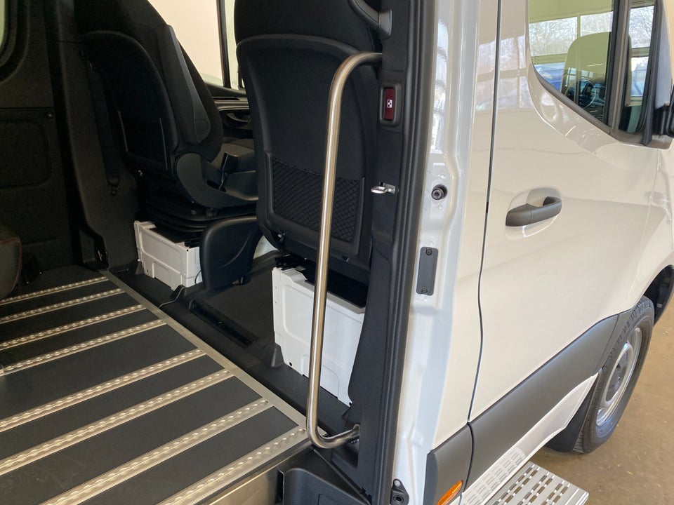 Mercedes Sprinter 317 2,0 CDi A2 Tourer PRO aut. RWD