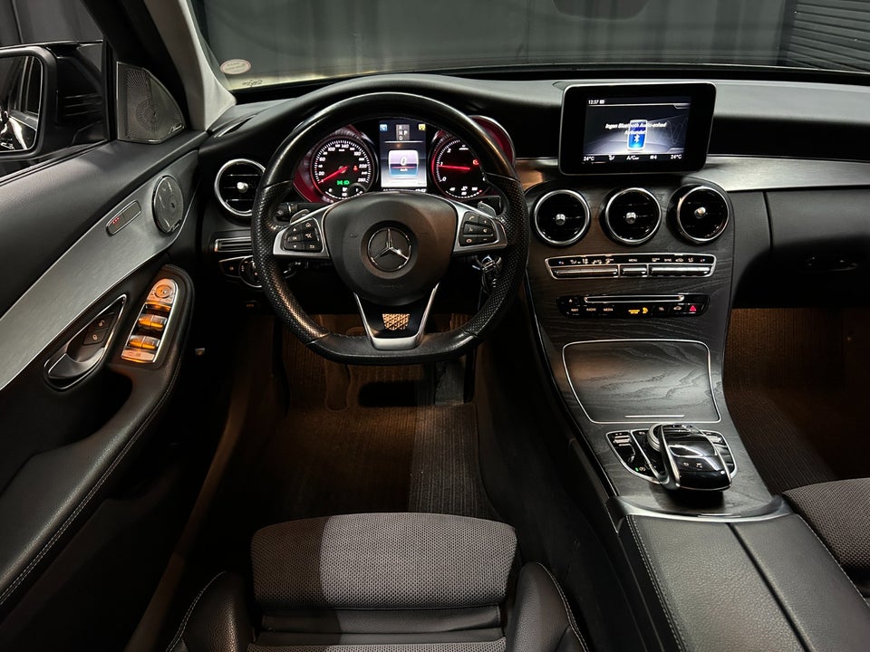 Mercedes C220 d 2,2 AMG Line aut. 4d