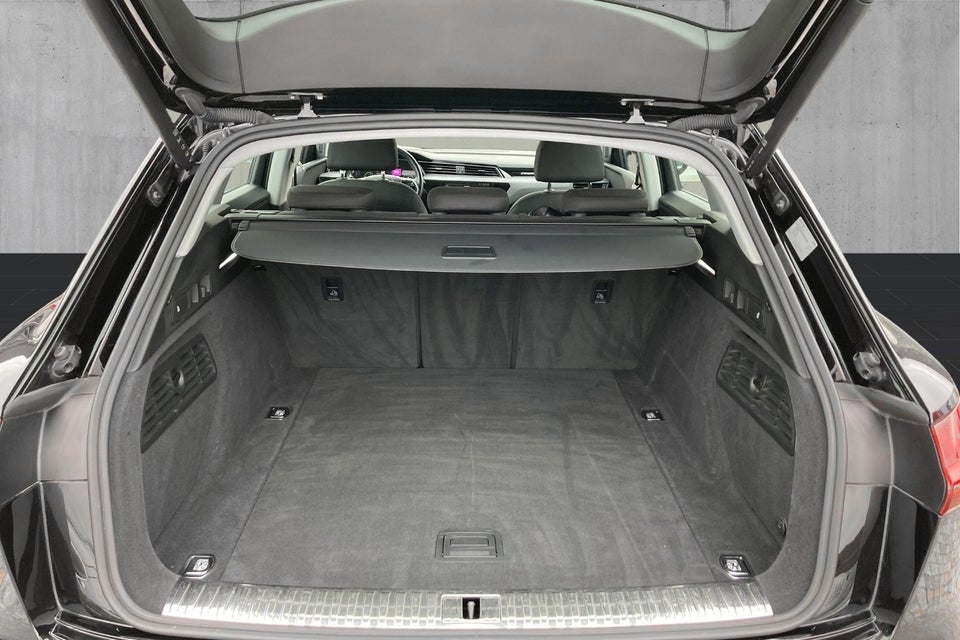 Audi e-tron 50 quattro 5d