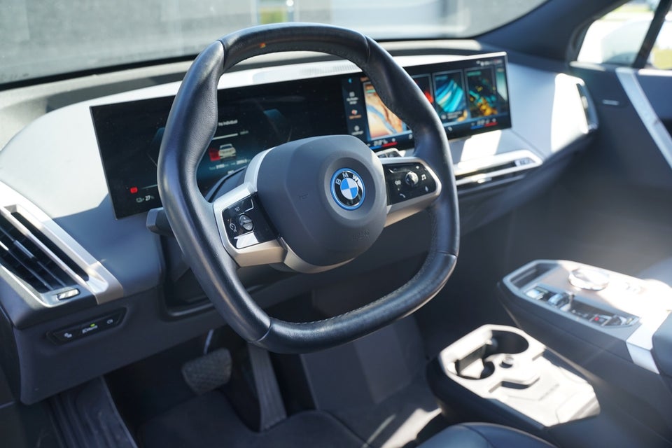 BMW iX xDrive40 Fully Charged Sport 5d