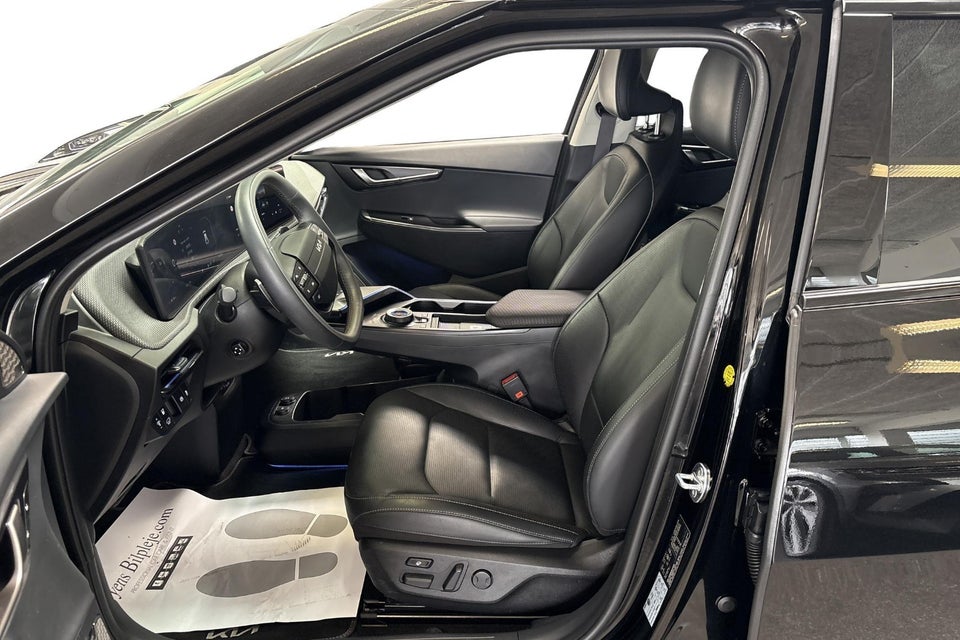 Kia EV6 84 Long Range Upgrade 5d