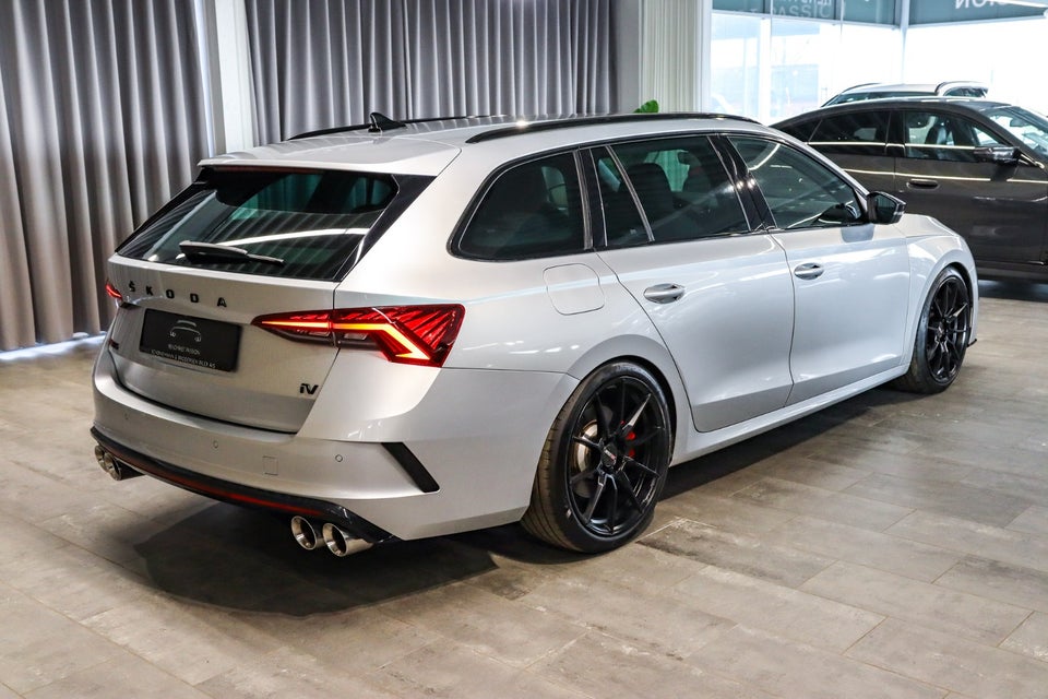 Skoda Octavia 1,4 TSi iV RS Combi DSG 5d