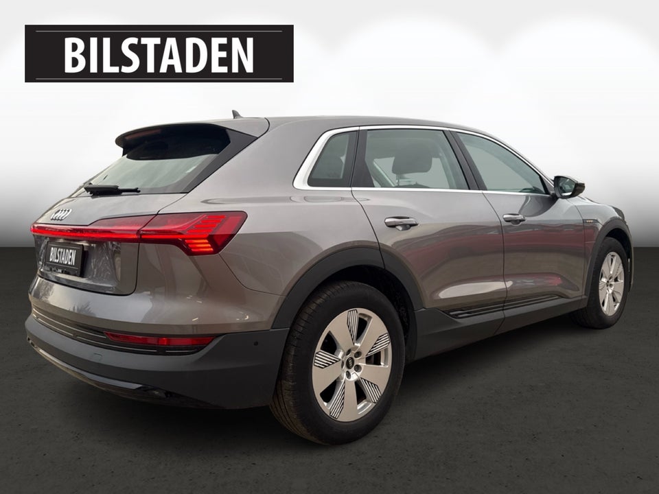 Audi e-tron 50 quattro 5d