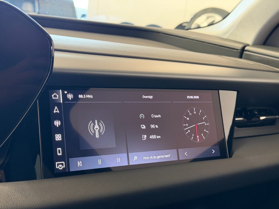 Audi Q6 e-tron S-line quattro 5d