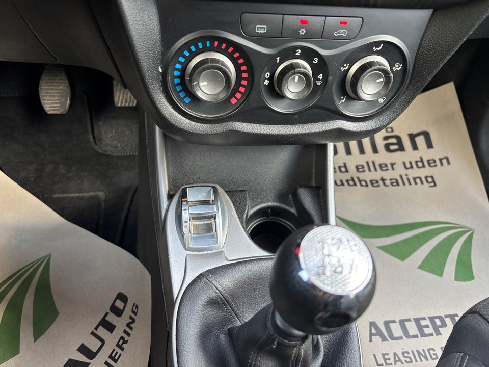 Alfa Romeo MiTo 1,3 JTDm 85 Distinctive 3d