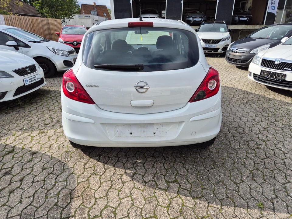 Opel Corsa 1,0 12V Enjoy 3d