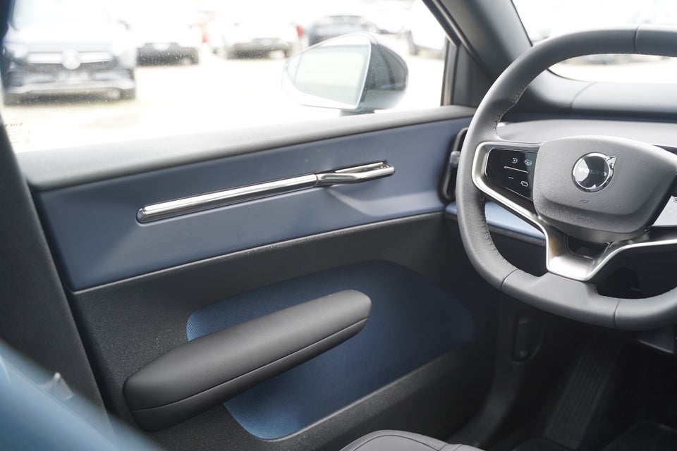 Volvo EX30 Extended Range Ultra 5d