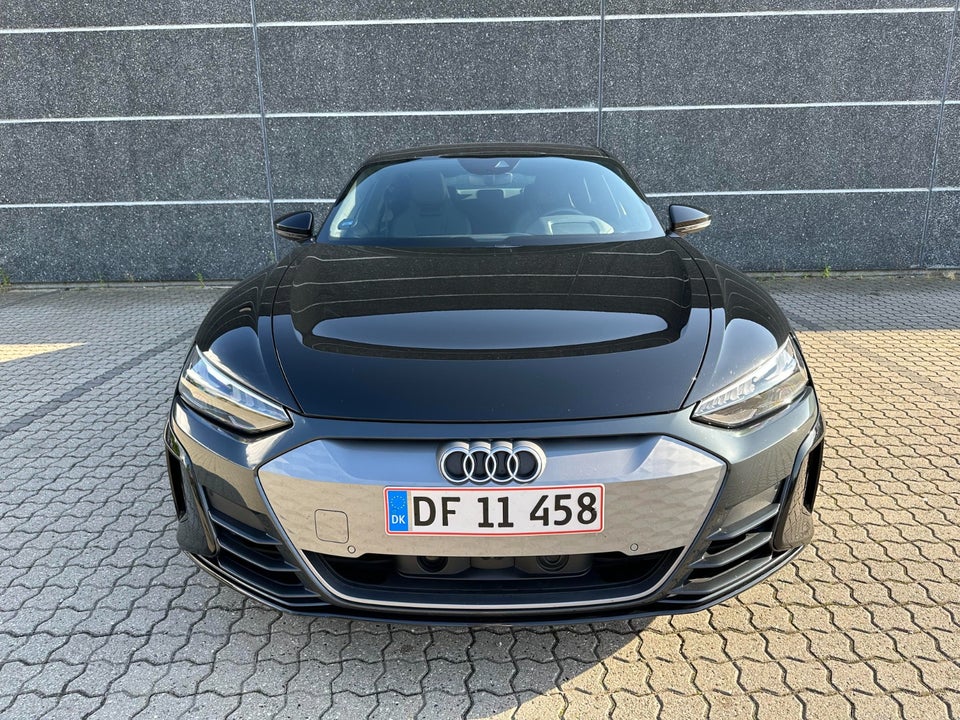 Audi e-tron GT quattro 4d